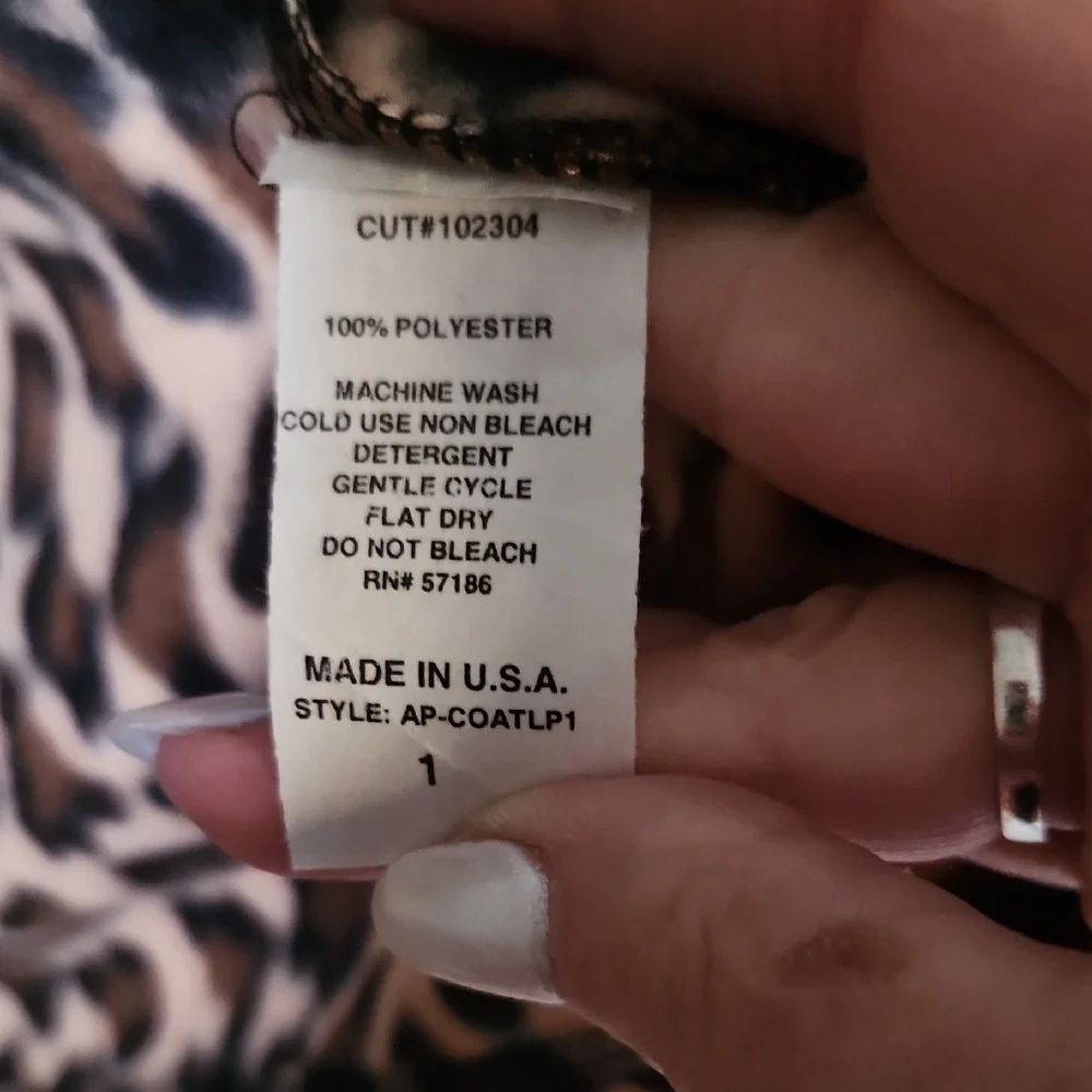 NWT-Suzanne Somers Leopard (100% Polyester Leopard Print Fabric) Swing Jacket - Picture 3 of 9